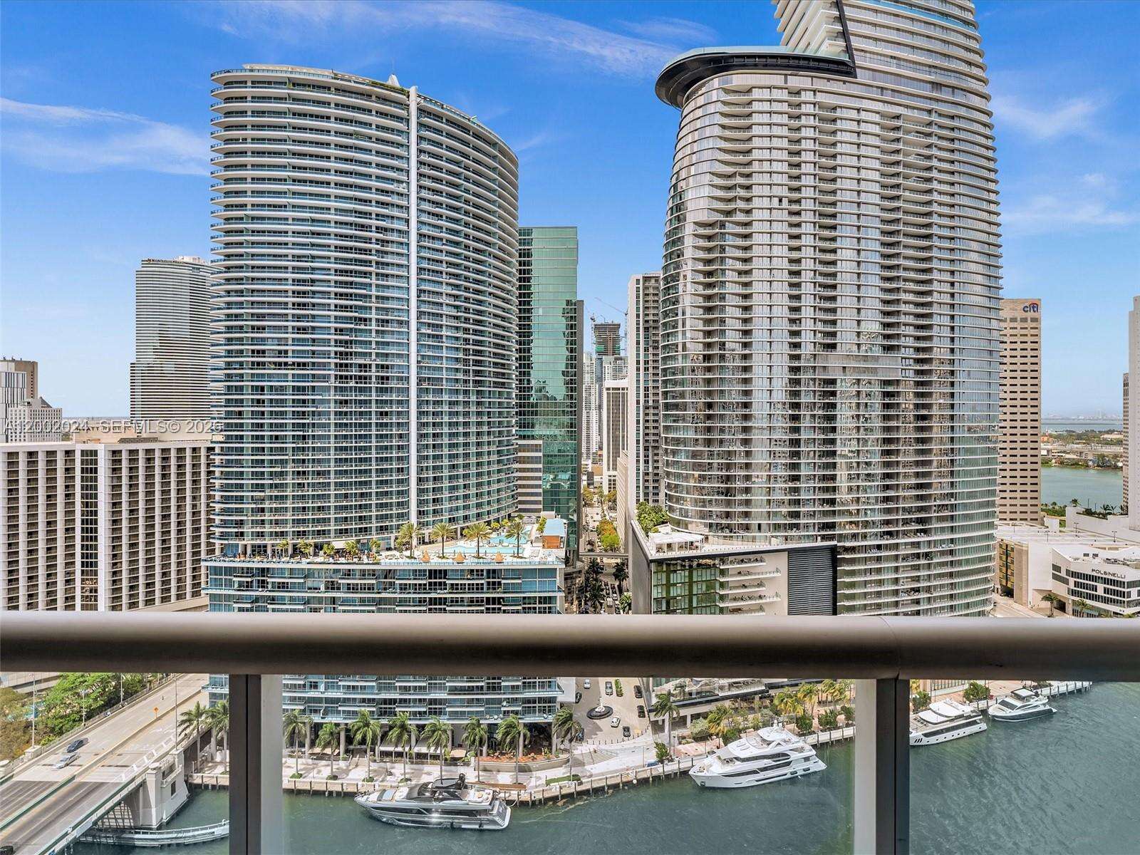 ICONBRICKELL CONDO NO 1 - 475 Brickell Ave, Miami, FL 33131 | Picture 15