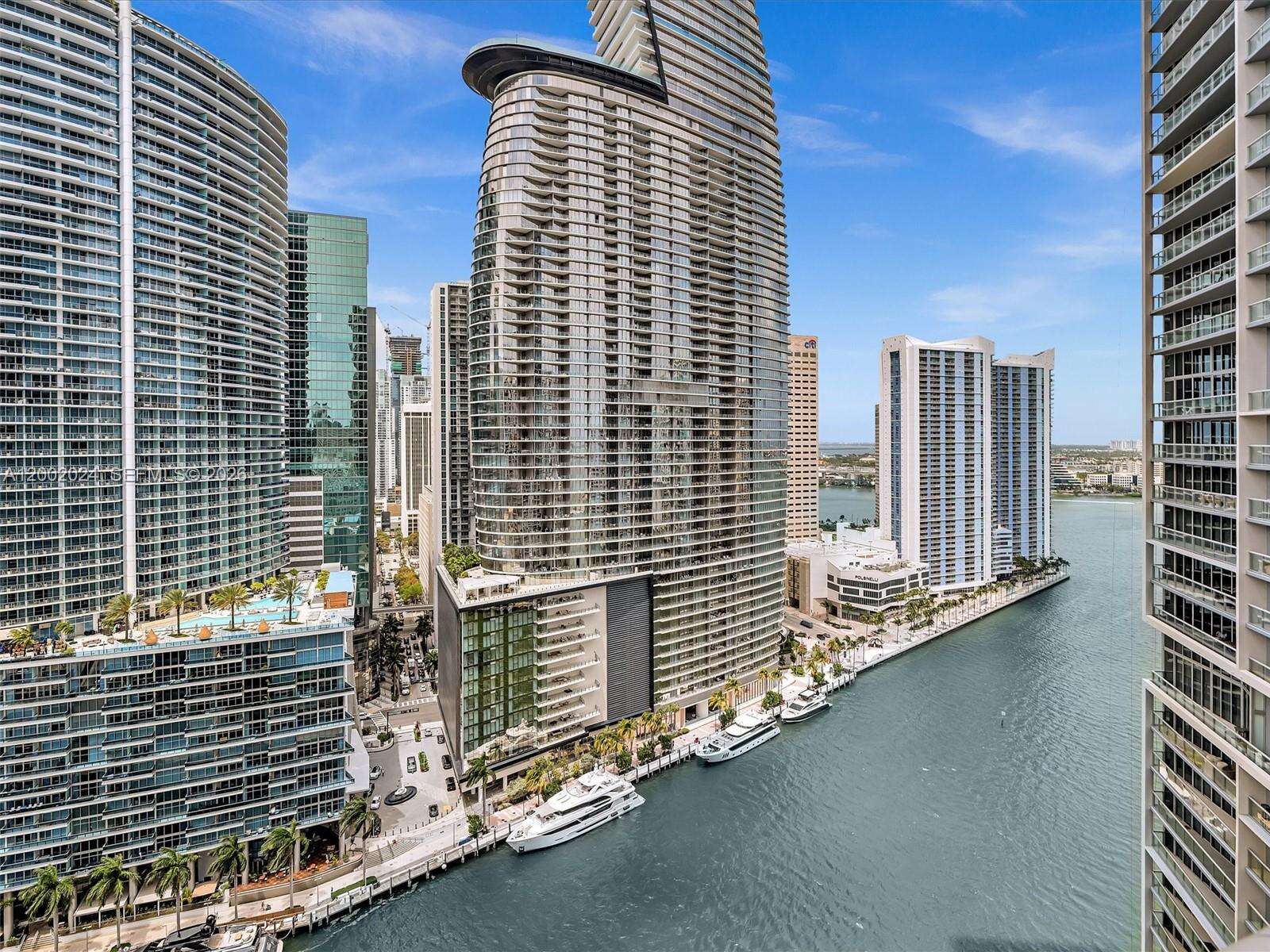 ICONBRICKELL CONDO NO 1 - 475 Brickell Ave, Miami, FL 33131 | Picture 16
