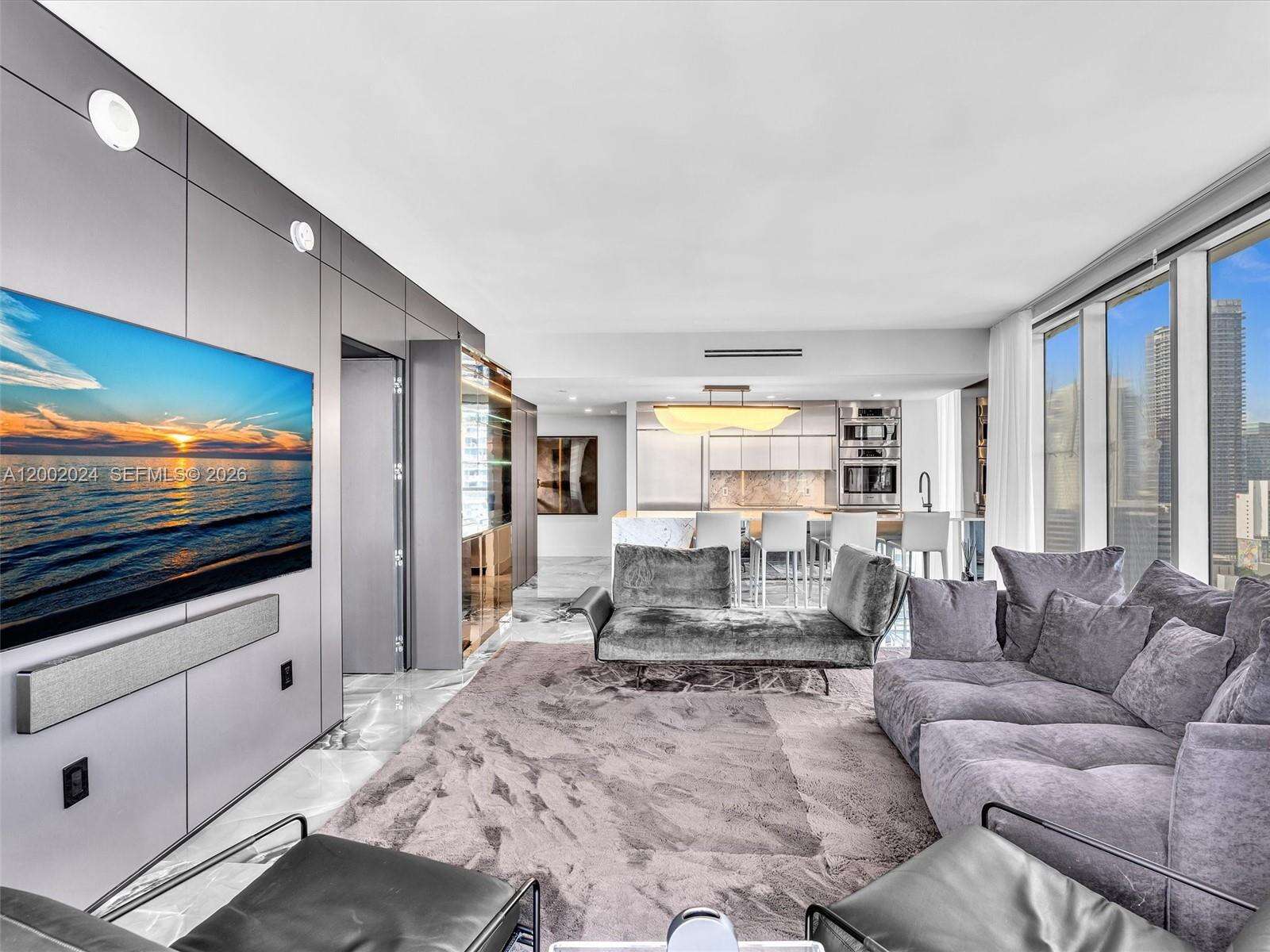 ICONBRICKELL CONDO NO 1 - 475 Brickell Ave, Miami, FL 33131 | Picture 19