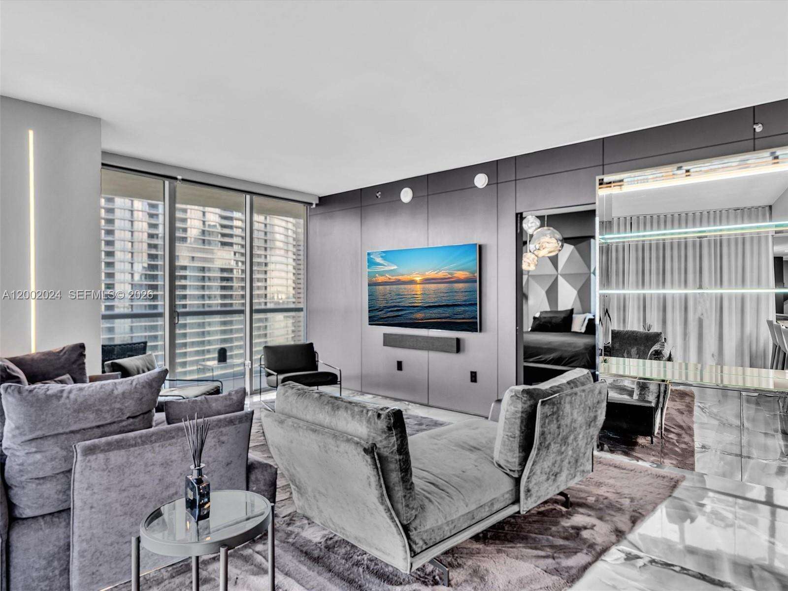ICONBRICKELL CONDO NO 1 - 475 Brickell Ave, Miami, FL 33131 | Picture 24