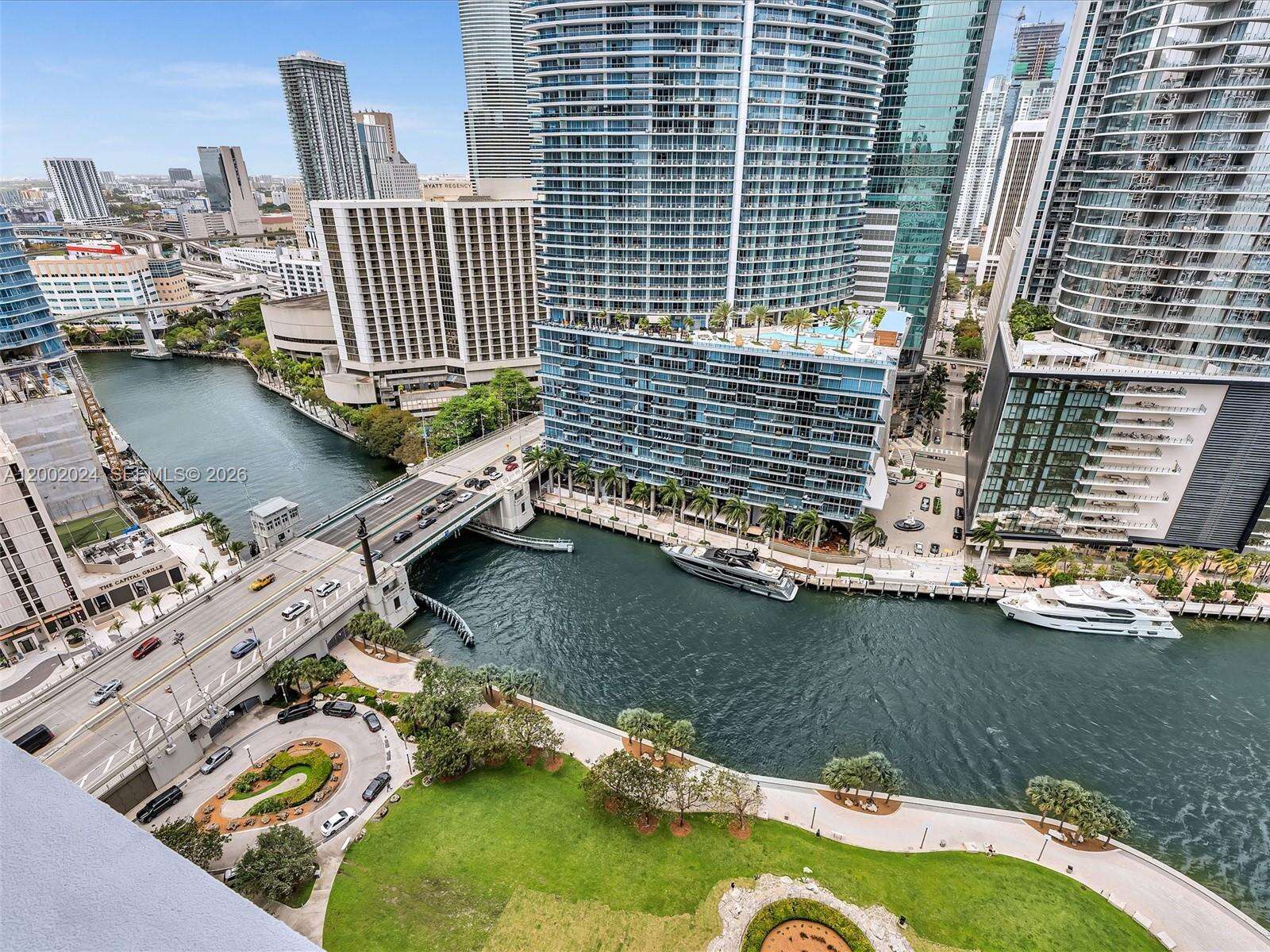 ICONBRICKELL CONDO NO 1 - 475 Brickell Ave, Miami, FL 33131 | Picture 37