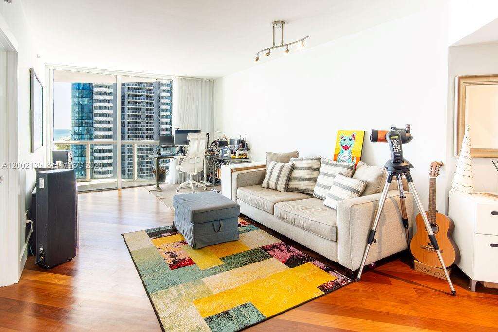 Akoya at Miami Beach, FL 33141 - For Sale photo 13