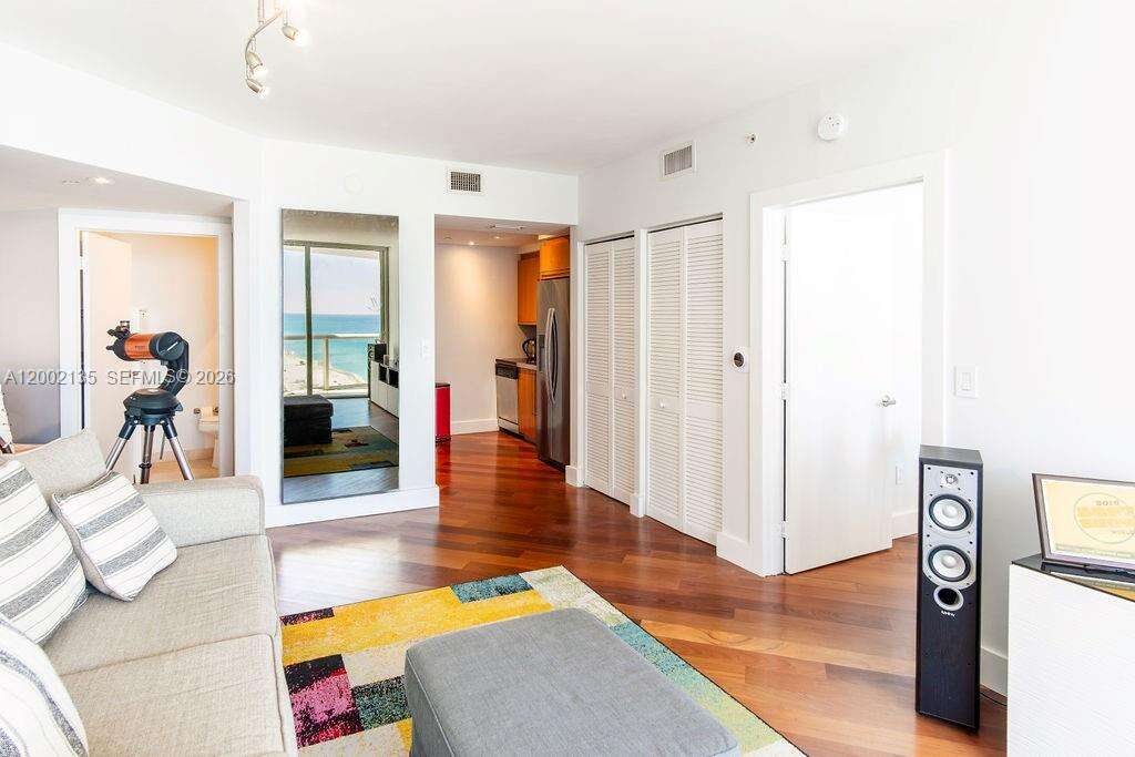Akoya at Miami Beach, FL 33141 - For Sale photo 14
