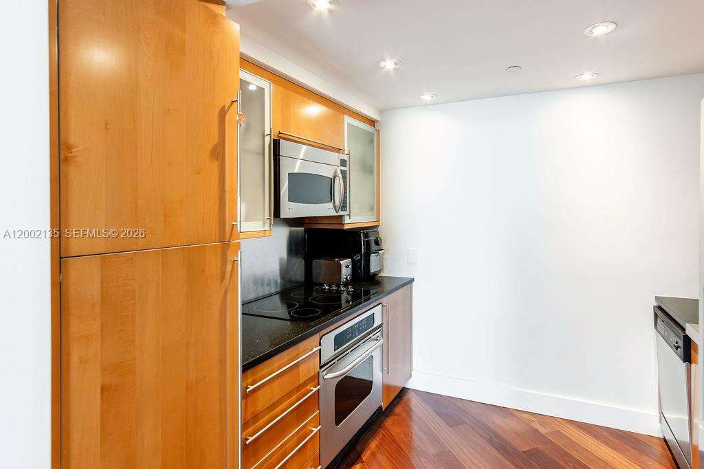 Akoya at Miami Beach, FL 33141 - For Sale photo 17