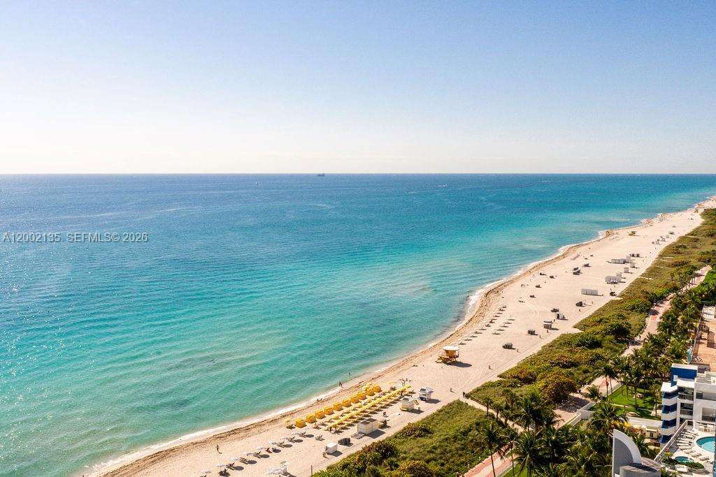 Akoya at Miami Beach, FL 33141 - For Sale photo 25