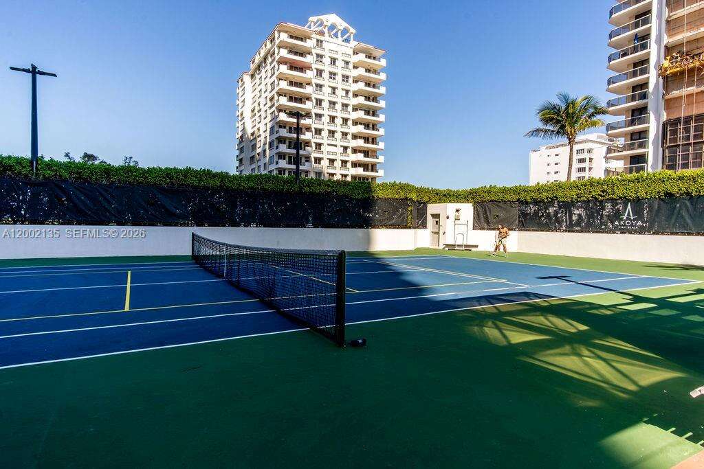 Akoya at Miami Beach, FL 33141 - For Sale photo 35