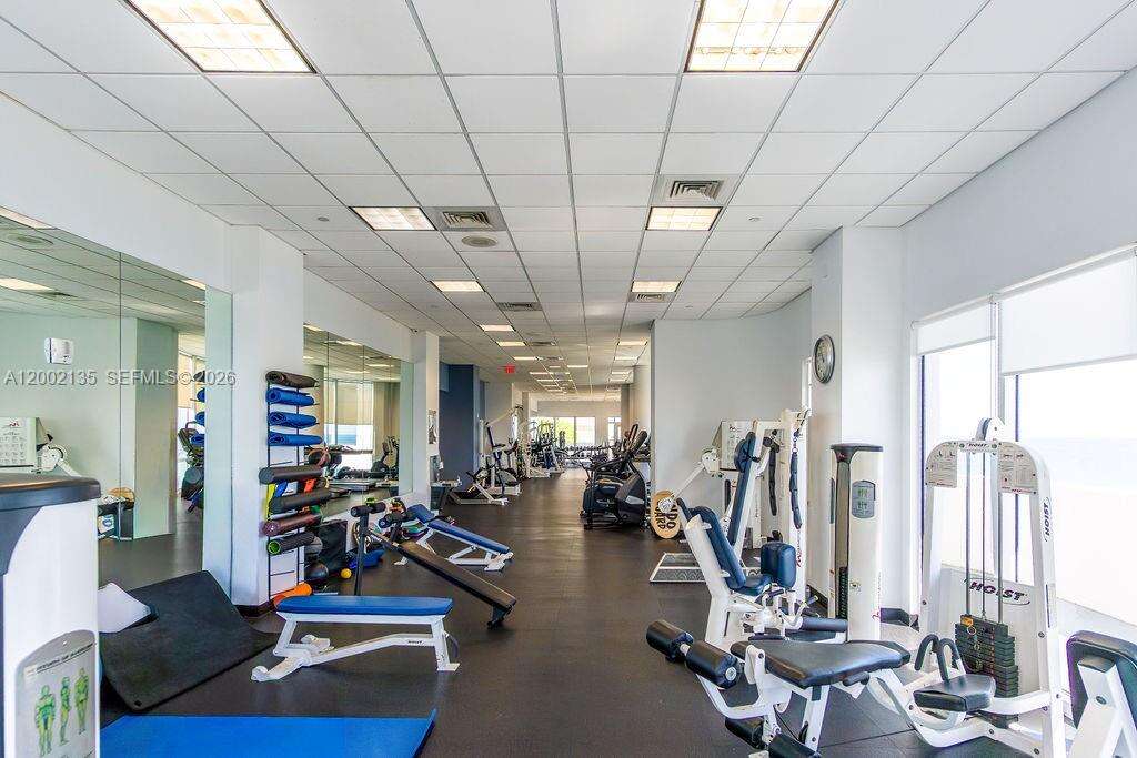 Akoya at Miami Beach, FL 33141 - For Sale photo 37