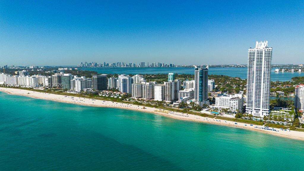 Akoya at Miami Beach, FL 33141 - For Sale photo 54