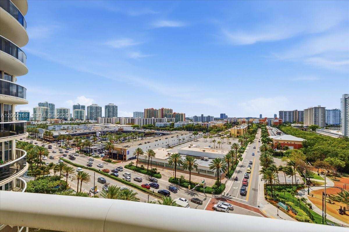 Ocean Four at 17201 Collins Ave, Sunny Isles Beach, FL 33160 - For Sale photo 32