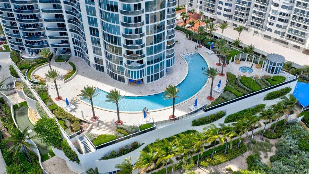 Ocean Four at 17201 Collins Ave, Sunny Isles Beach, FL 33160 - For Sale photo 37