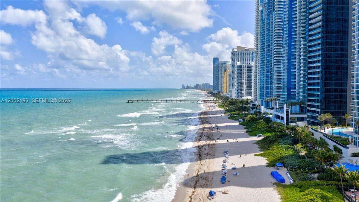 Ocean Four at 17201 Collins Ave, Sunny Isles Beach, FL 33160 - For Sale photo 41