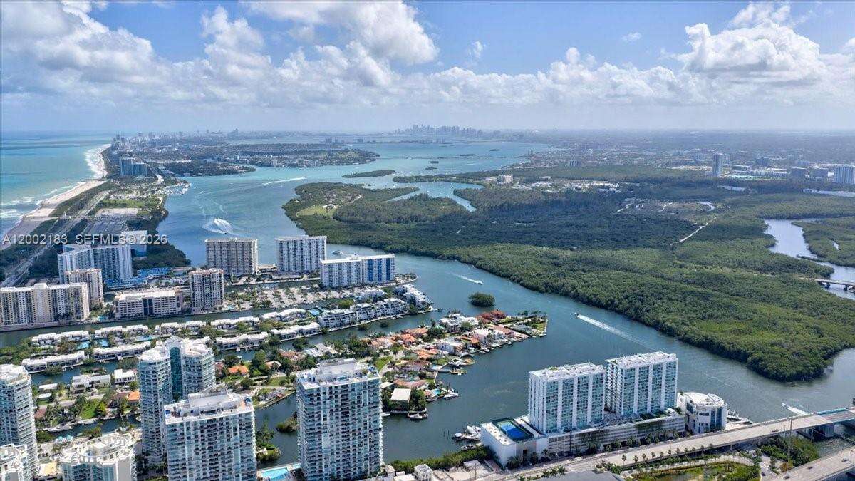 Ocean Four at 17201 Collins Ave, Sunny Isles Beach, FL 33160 - For Sale photo 42
