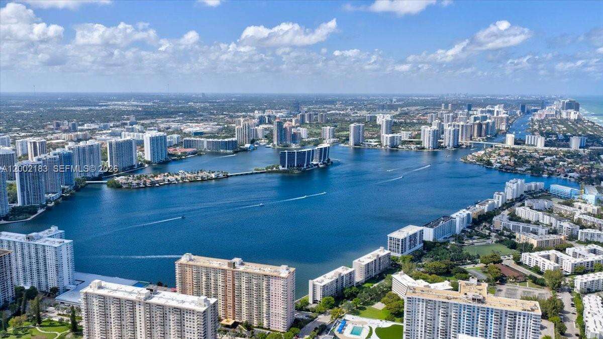 Ocean Four at 17201 Collins Ave, Sunny Isles Beach, FL 33160 - For Sale photo 43