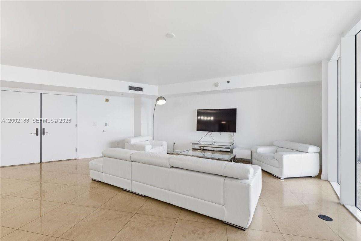 Ocean Four at 17201 Collins Ave, Sunny Isles Beach, FL 33160 - For Sale photo 7