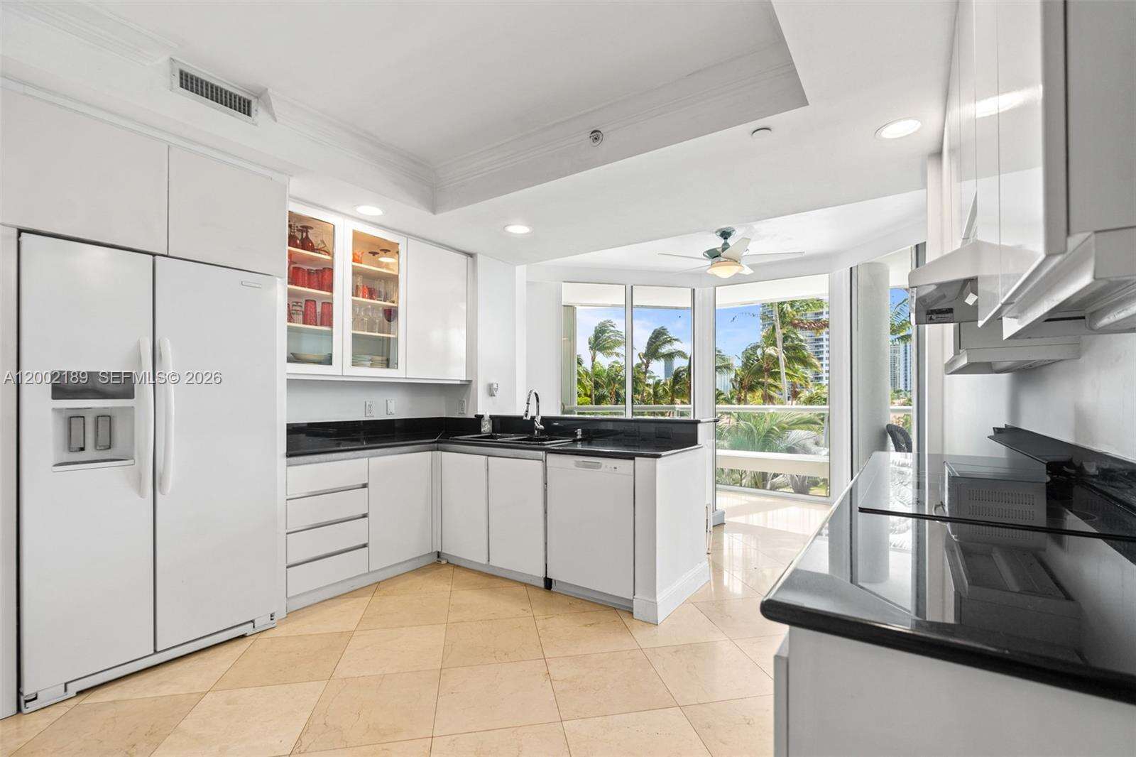 Atlantic 3 at 21050 Point Pl, Aventura, FL 33180 - For Sale photo 4