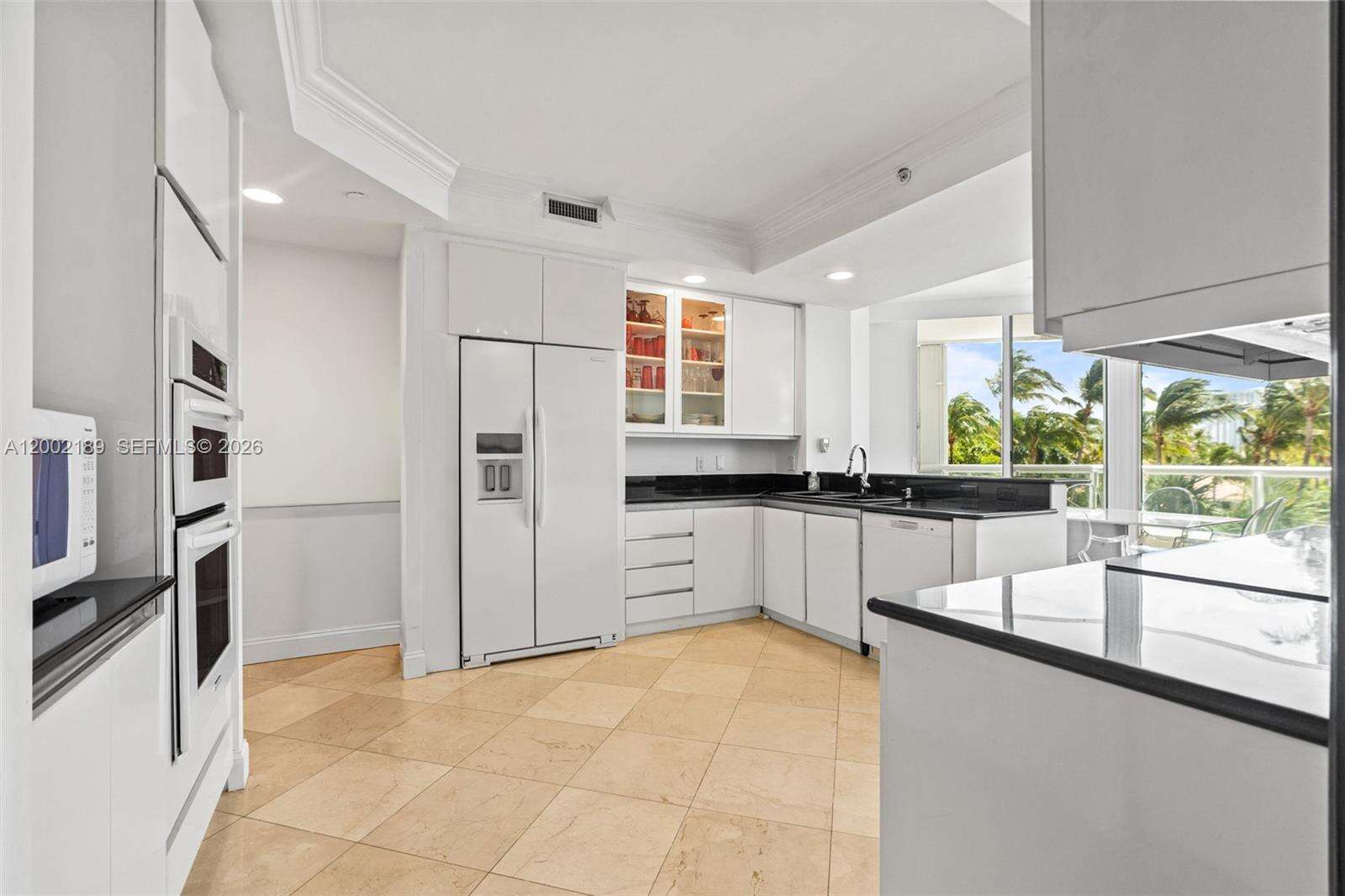 Atlantic 3 at 21050 Point Pl, Aventura, FL 33180 - For Sale photo 8
