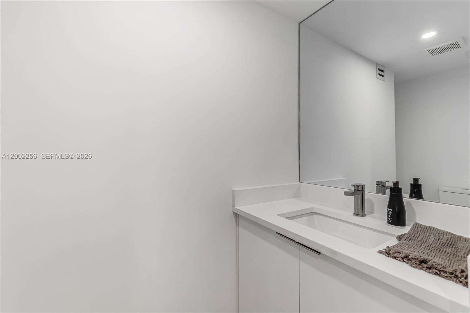 Brickell Place 2 at 1915 Brickell Ave, Miami, FL 33129 - For Sale photo 13