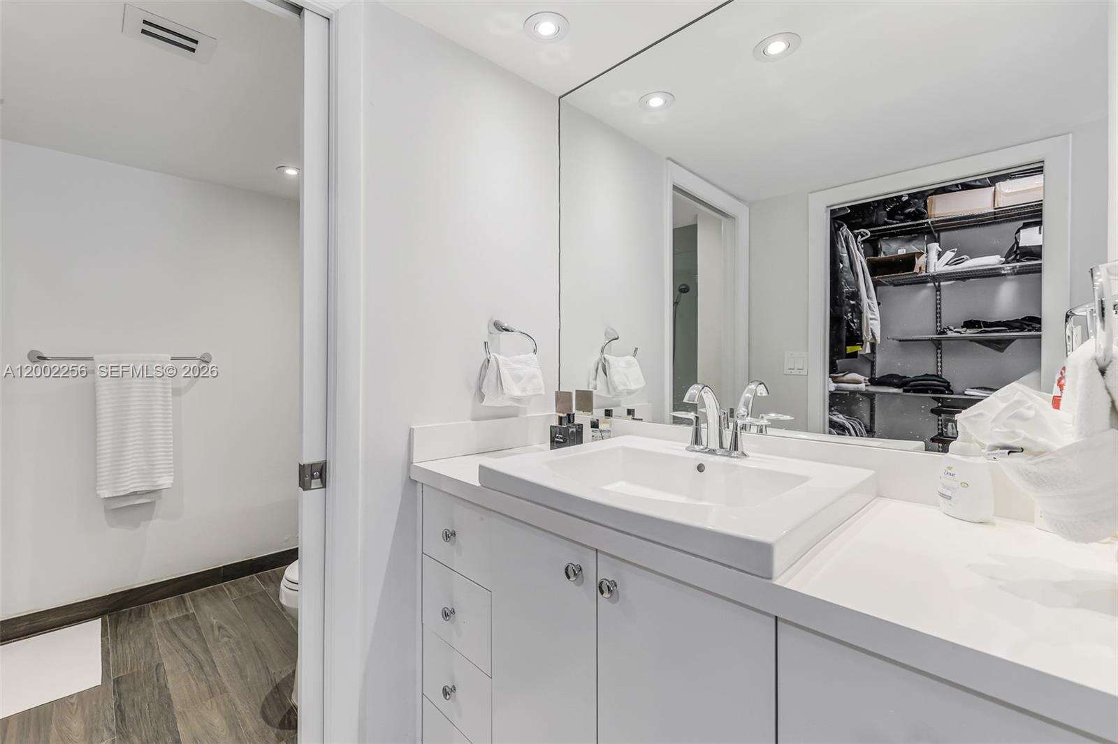 Brickell Place 2 at 1915 Brickell Ave, Miami, FL 33129 - For Sale photo 23