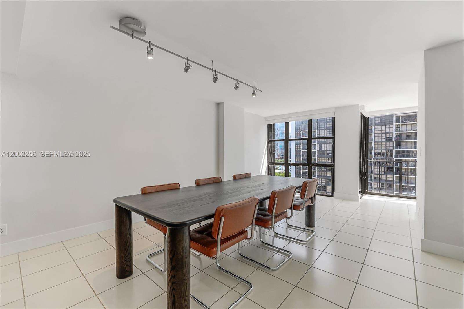 Brickell Place 2 at 1915 Brickell Ave, Miami, FL 33129 - For Sale photo 5