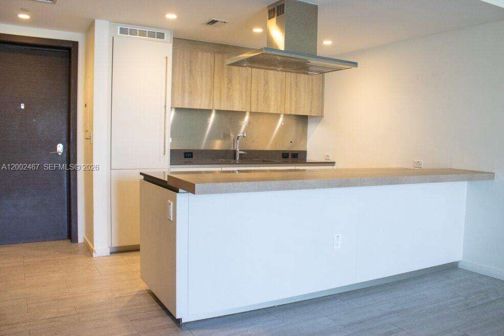 Brickell Flatiron at 1000 Brickell Plz, Miami, FL 33131 - For Sale photo 2