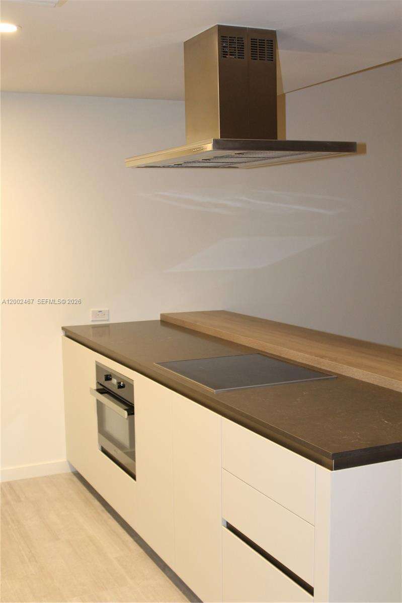 Brickell Flatiron at 1000 Brickell Plz, Miami, FL 33131 - For Sale photo 4