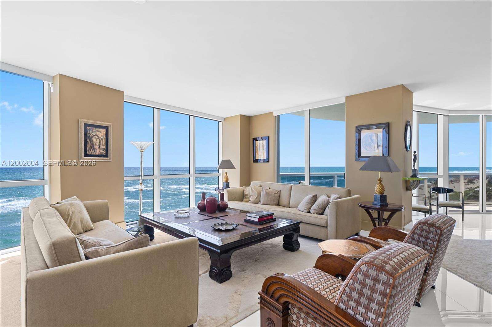 TRUMP ROYALE - 18201 Collins Ave, Sunny Isles Beach, FL 33160 | Picture 1
