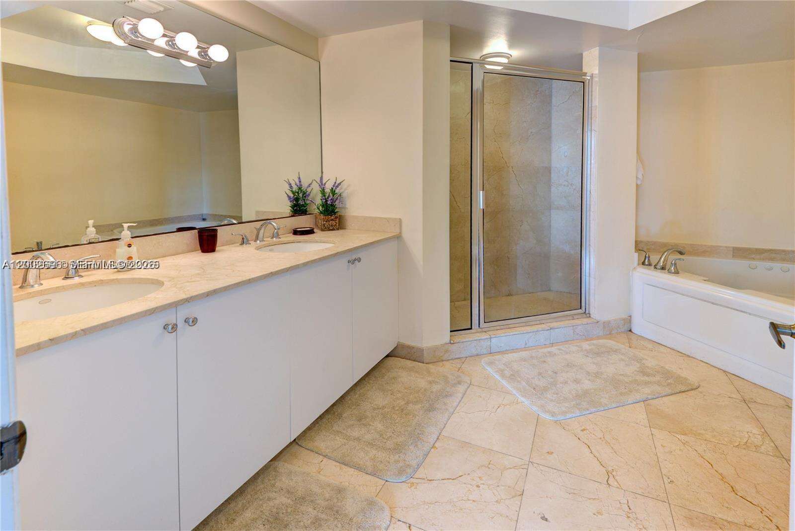 King David at 17555 Atlantic Blvd, Sunny Isles Beach, FL 33160 - For Sale photo 10