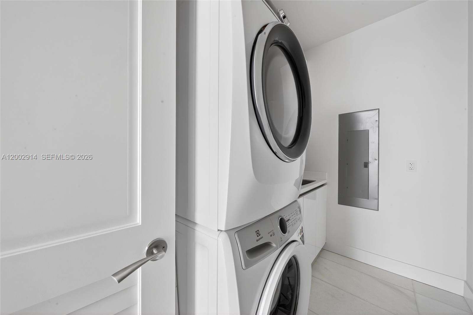 UNA RESIDENCES DEVELOPER - 175 25 Rd, Miami, FL 33129 | Picture 33