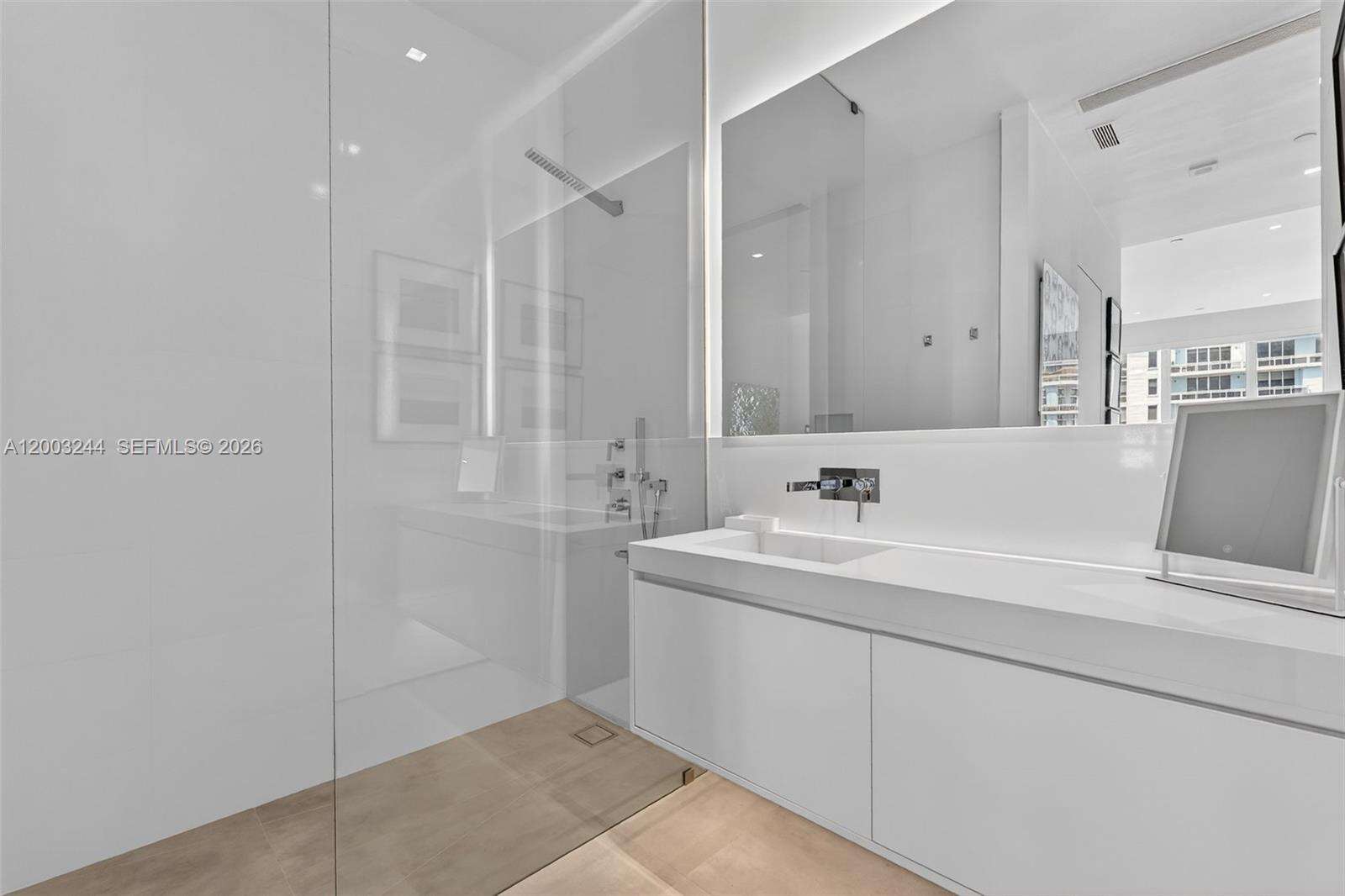 COURTS BRICKELL KEY - 801 Brickell Key Blvd, Miami, FL 33131 | Picture 27