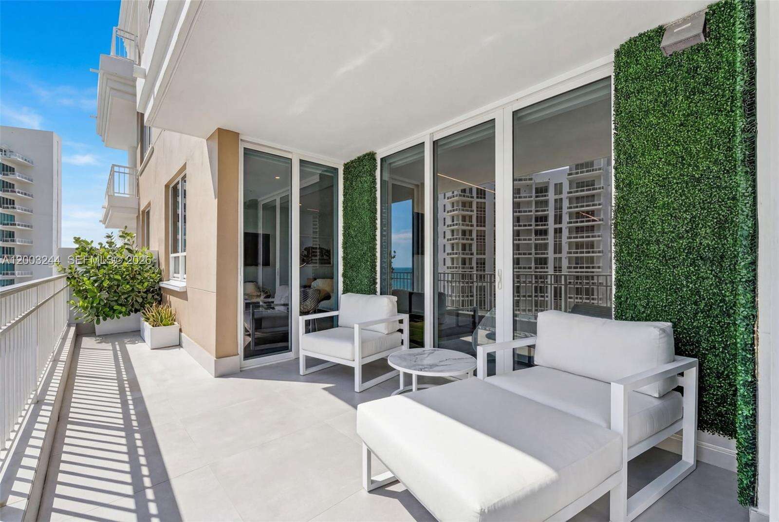 COURTS BRICKELL KEY - 801 Brickell Key Blvd, Miami, FL 33131 | Picture 37