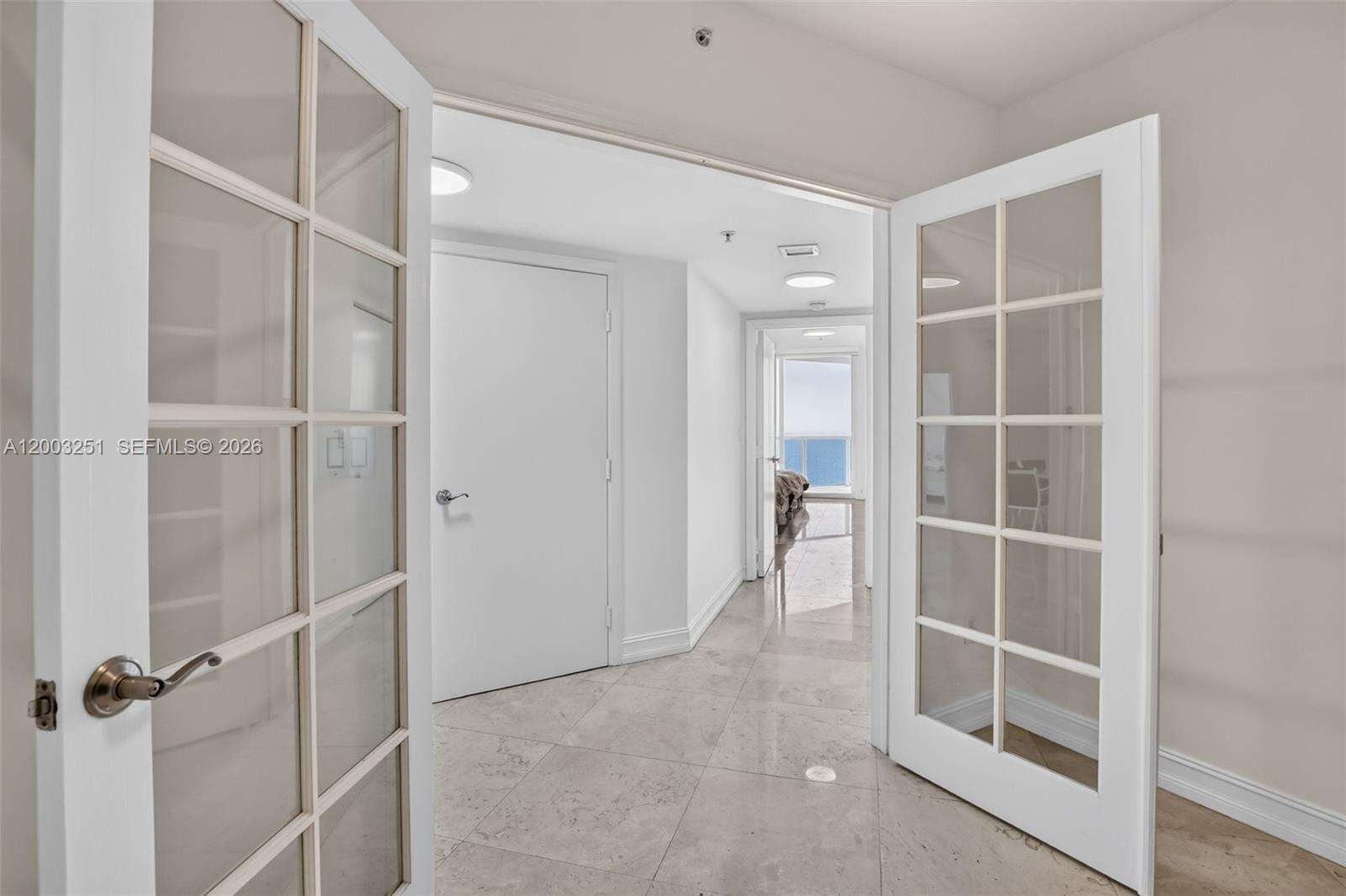 La Perla at 16699 Collins Ave, Sunny Isles Beach, FL 33160 - For Sale photo 28