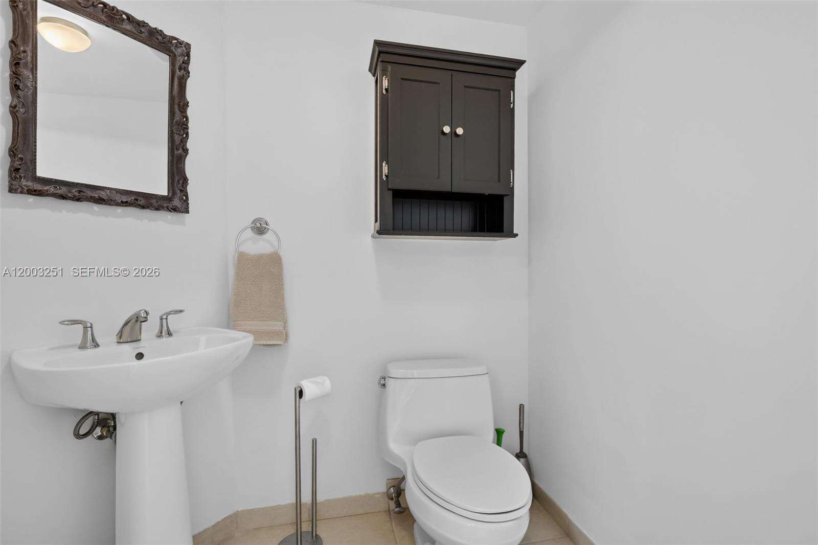 La Perla at 16699 Collins Ave, Sunny Isles Beach, FL 33160 - For Sale photo 30
