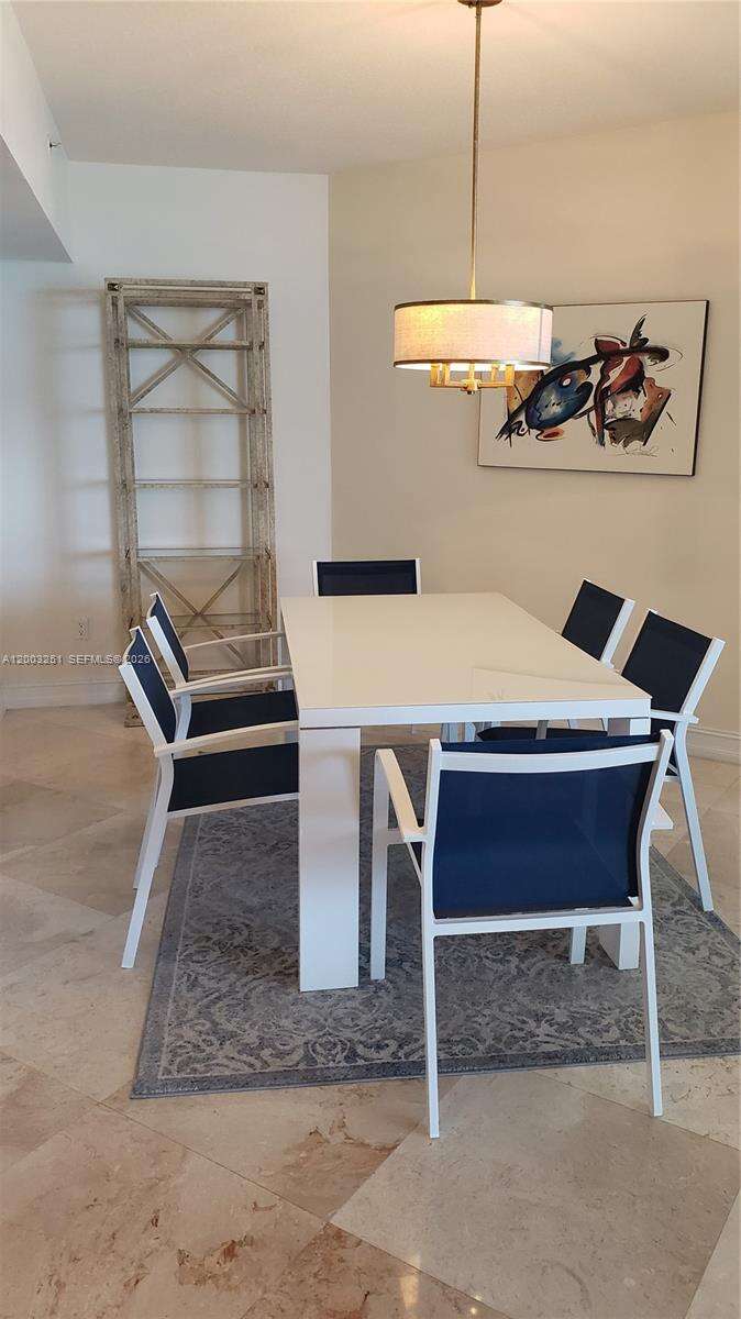 LA PERLA - 16699 Collins Ave, Sunny Isles Beach, FL 33160 | Picture 4