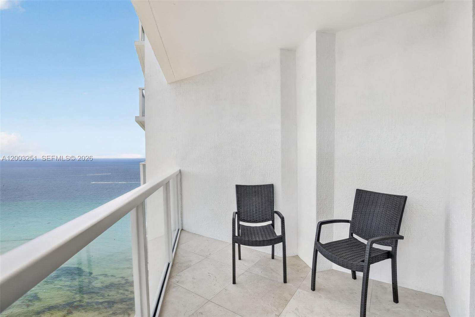 La Perla at 16699 Collins Ave, Sunny Isles Beach, FL 33160 - For Sale photo 32