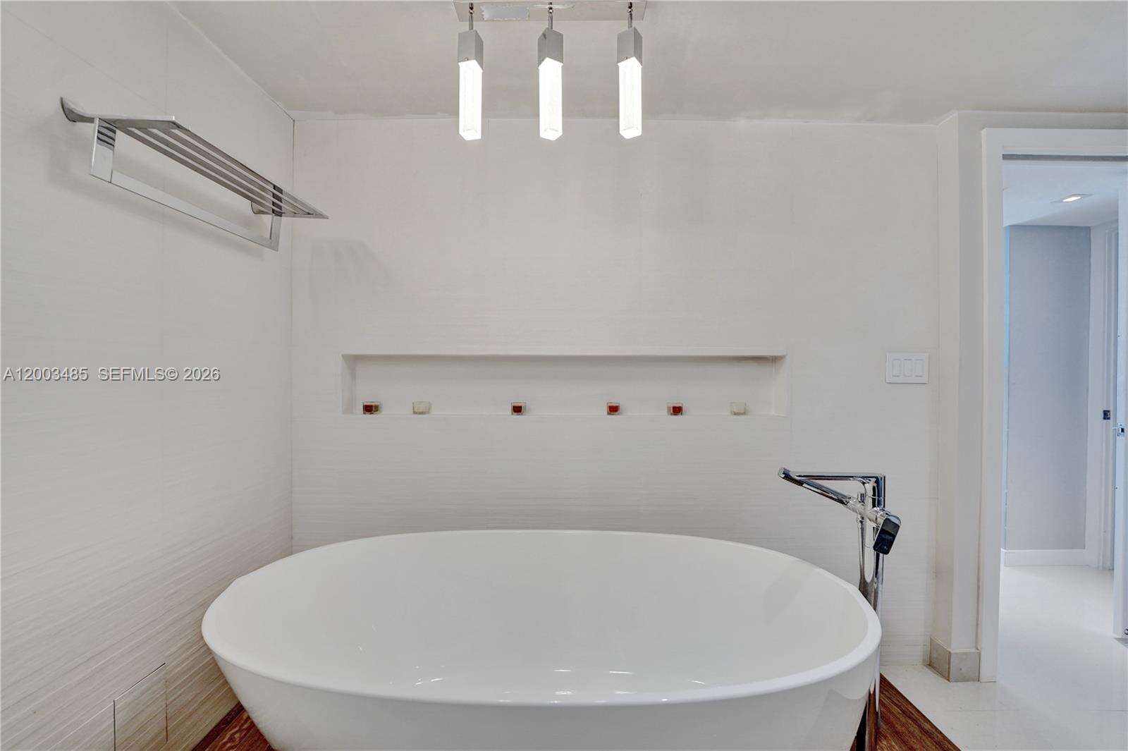 Aquarius at 2751 Ocean Dr, Hollywood, FL 33019 - For Sale photo 26