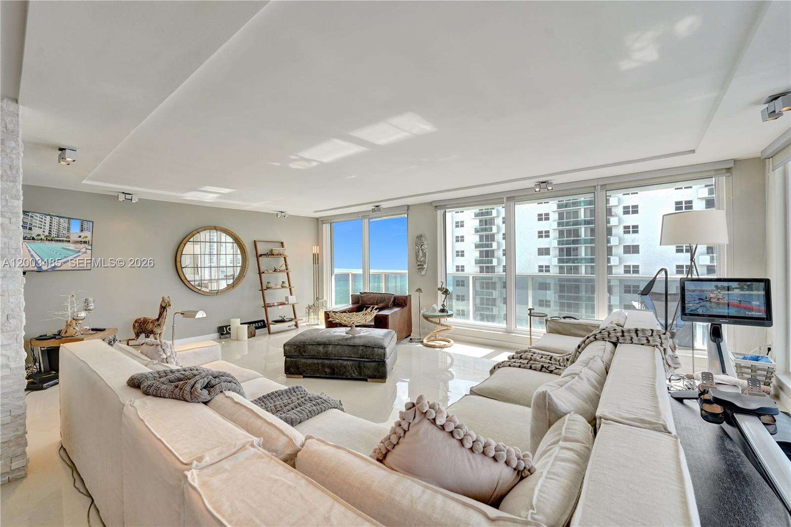 Aquarius at 2751 Ocean Dr, Hollywood, FL 33019 - For Sale photo 4