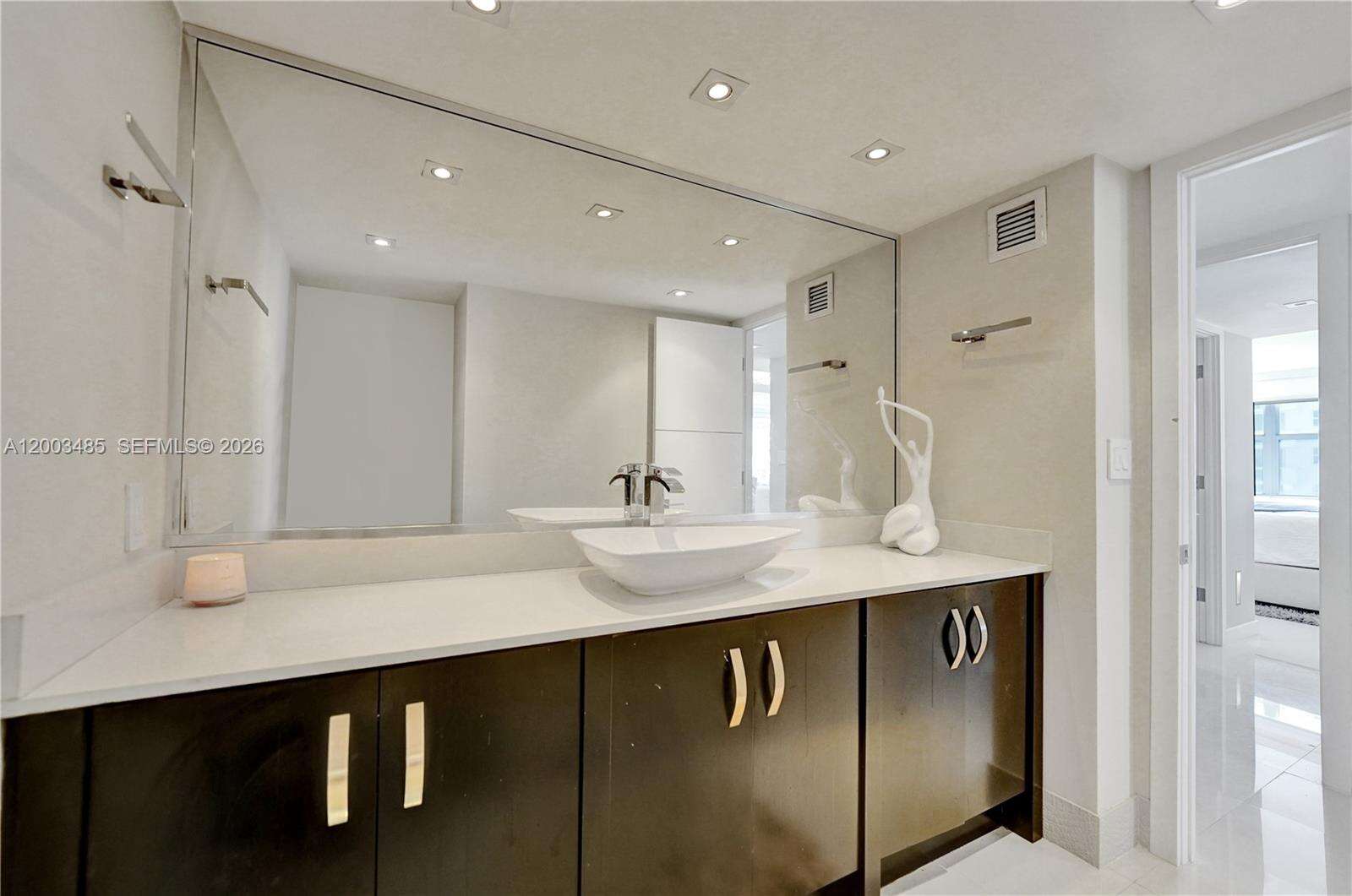 Aquarius at 2751 Ocean Dr, Hollywood, FL 33019 - For Sale photo 42
