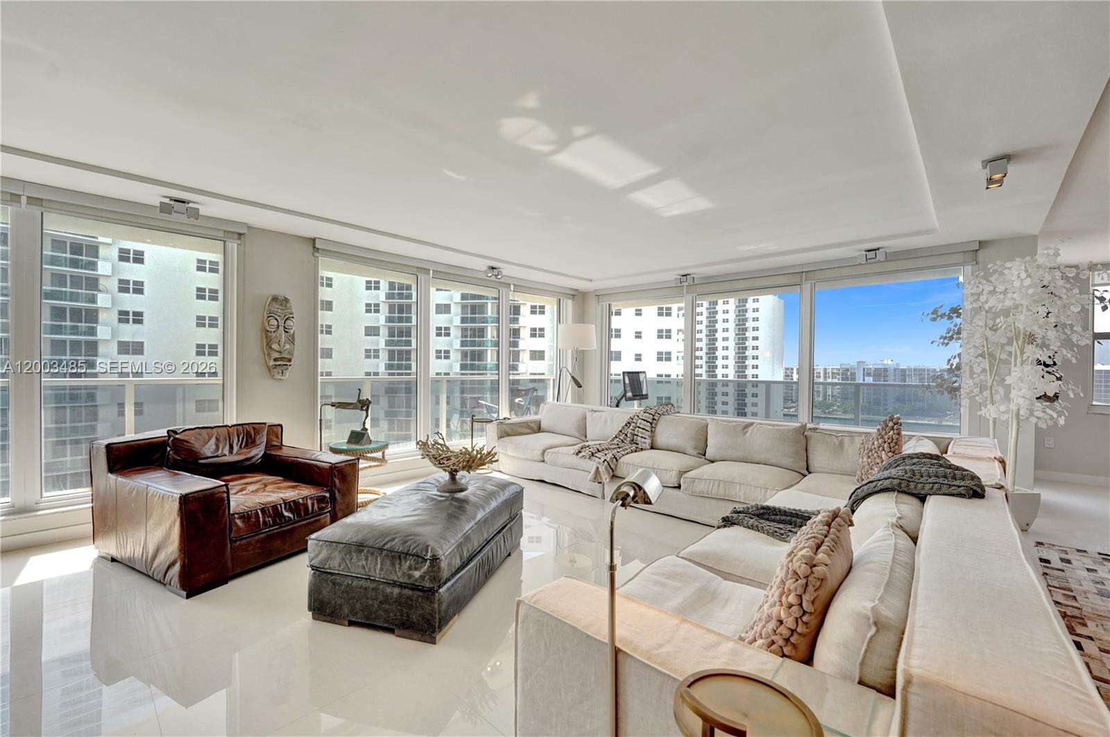 Aquarius at 2751 Ocean Dr, Hollywood, FL 33019 - For Sale photo 6
