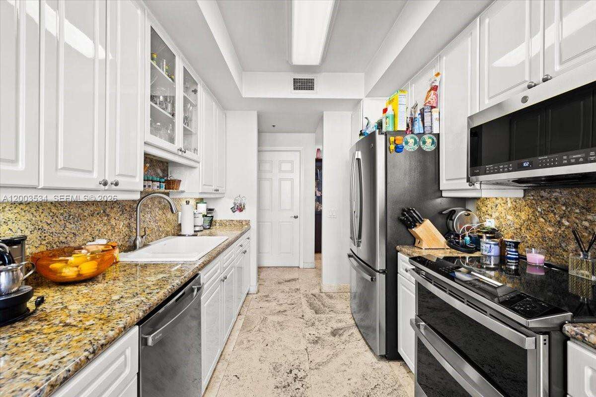 Two Tequesta Point at 808 Brickell Key Dr, Miami, FL 33131 - For Sale photo 12