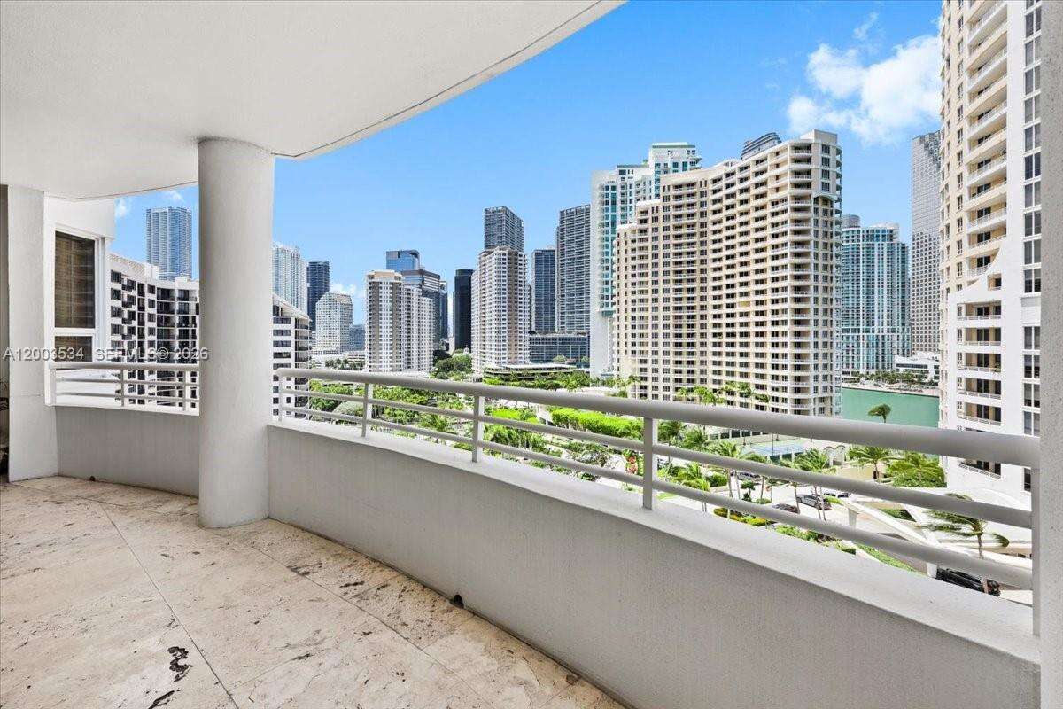 Two Tequesta Point at 808 Brickell Key Dr, Miami, FL 33131 - For Sale photo 25