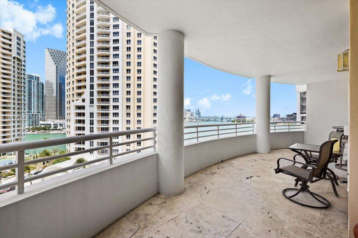 Two Tequesta Point at 808 Brickell Key Dr, Miami, FL 33131 - For Sale photo 26