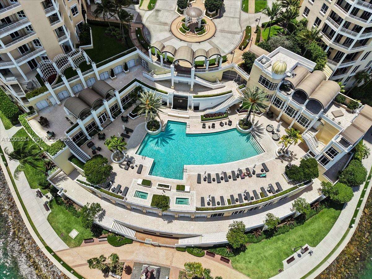 Two Tequesta Point at 808 Brickell Key Dr, Miami, FL 33131 - For Sale photo 29