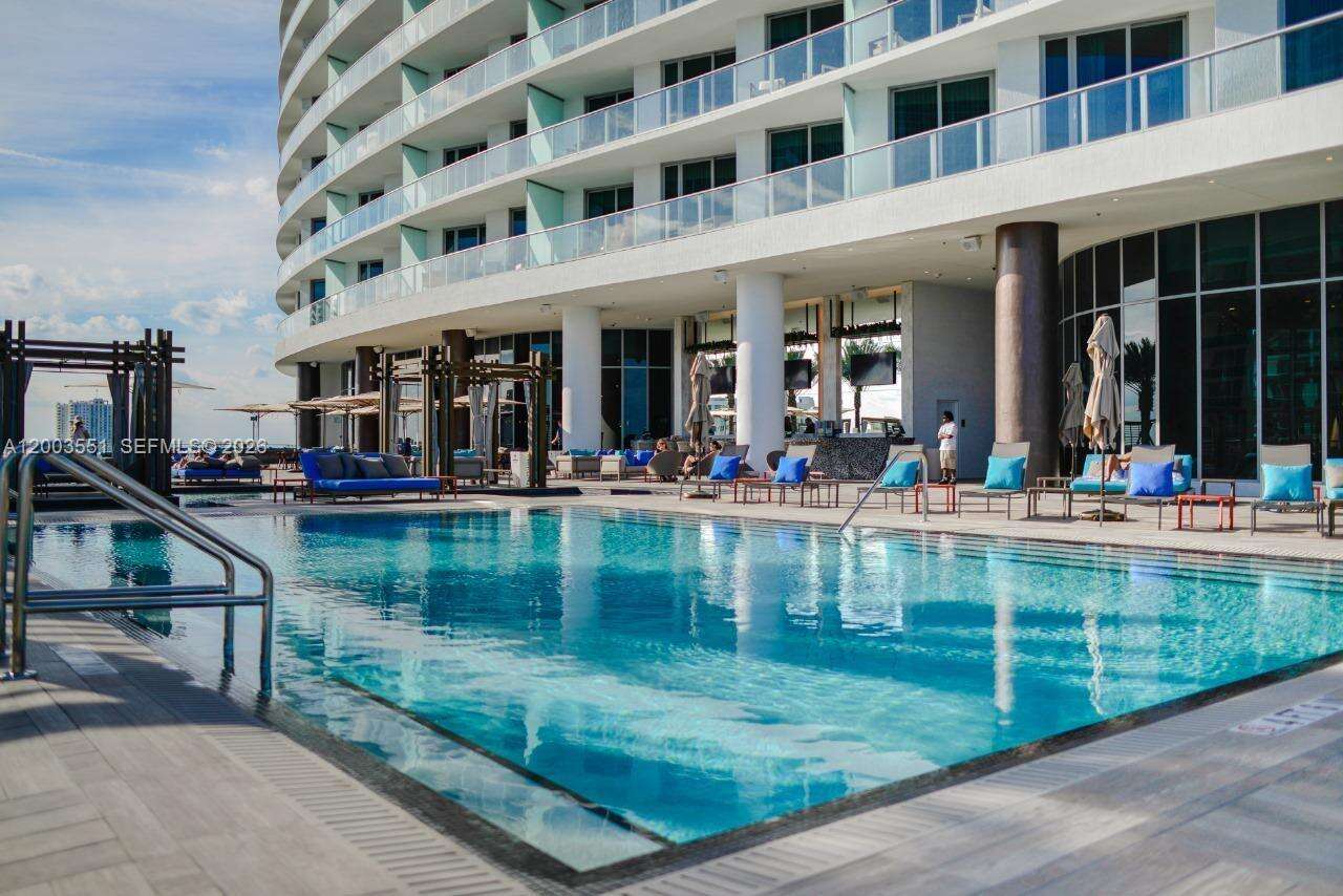 Hyde Resort at 4111 Ocean Dr, Hollywood, FL 33019 - For Sale photo 8