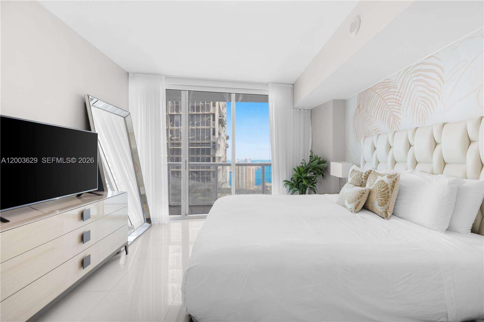 Icon Brickell 3 at 485 Brickell Ave, Miami, FL 33131 - For Sale photo 15