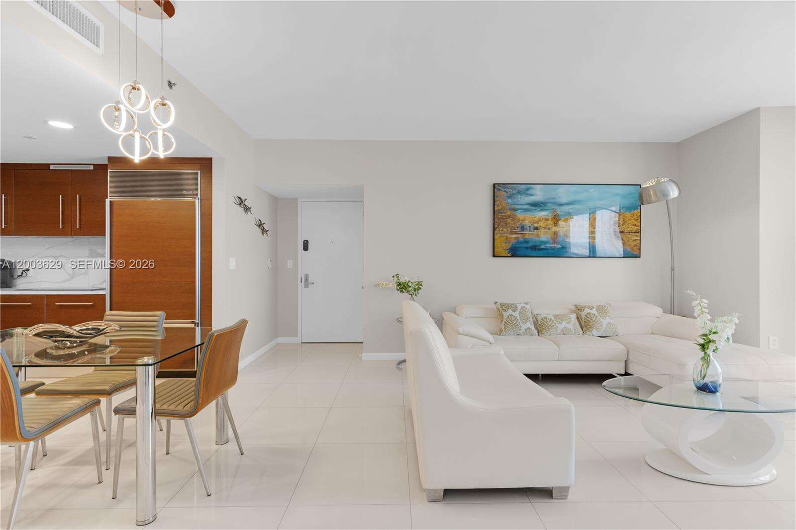 Icon Brickell 3 at 485 Brickell Ave, Miami, FL 33131 - For Sale photo 5