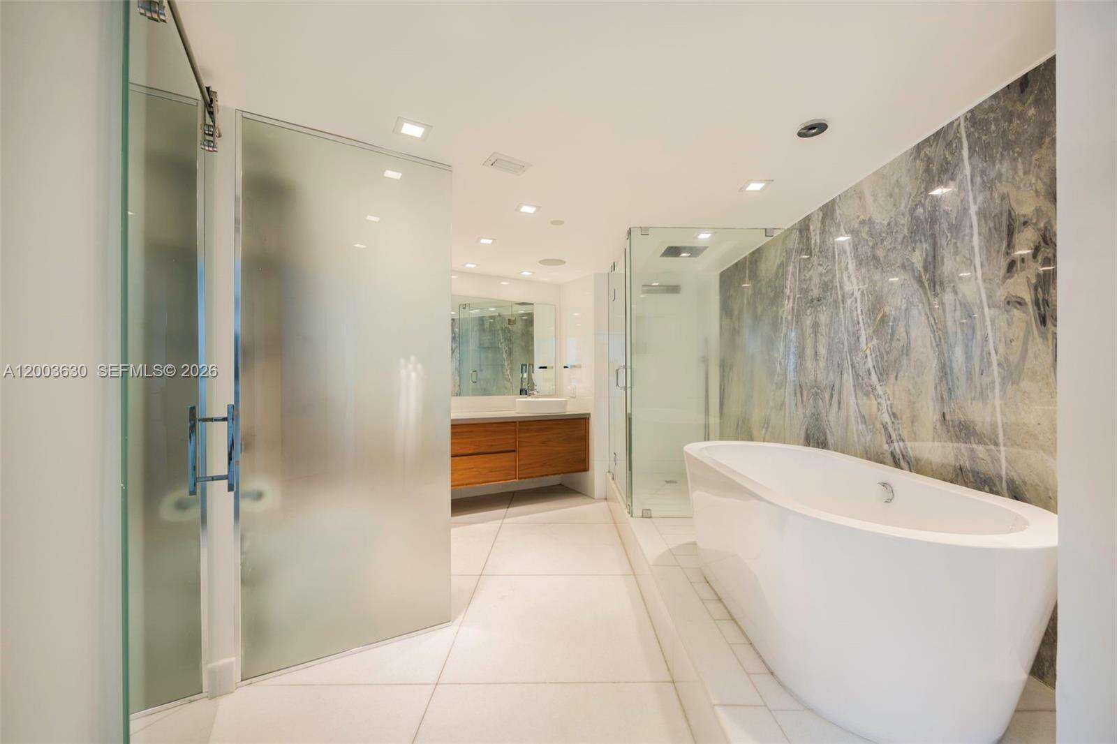 Bristol Tower at 2127 Brickell Ave, Miami, FL 33129 - For Sale photo 17