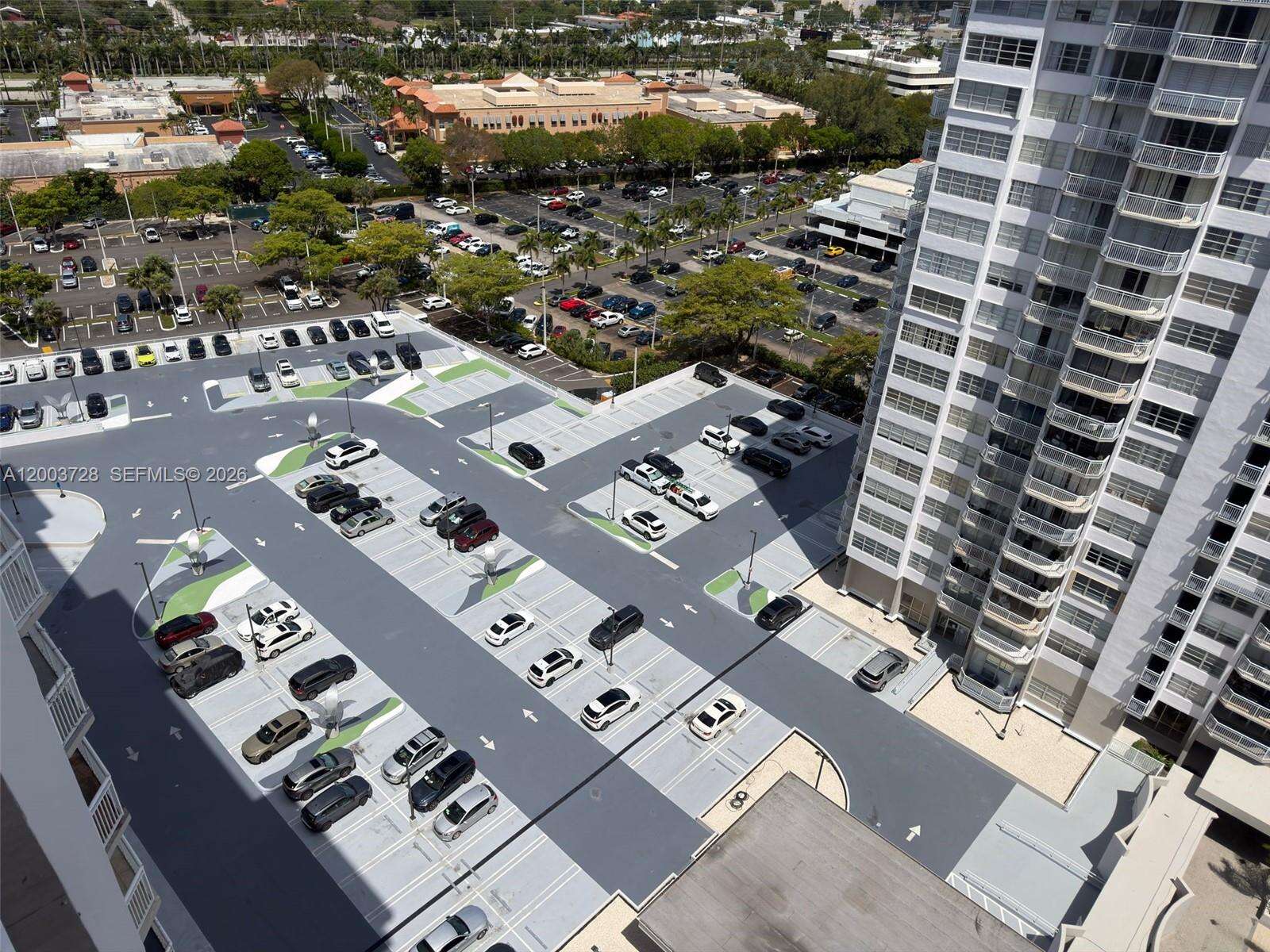 Del Prado at 18041 Biscayne Blvd, Aventura, FL 33160 - For Sale photo 14