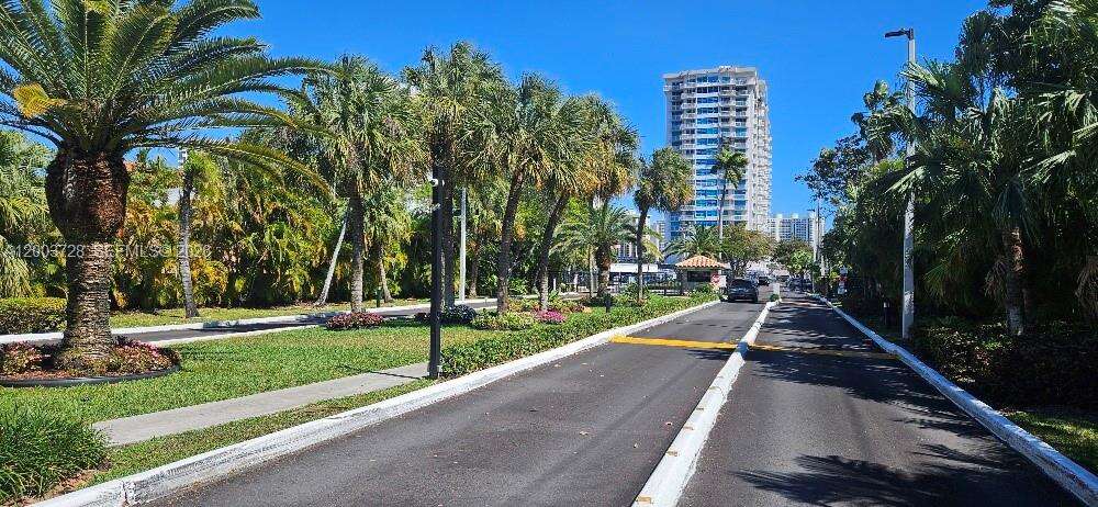 Del Prado at 18041 Biscayne Blvd, Aventura, FL 33160 - For Sale photo 37