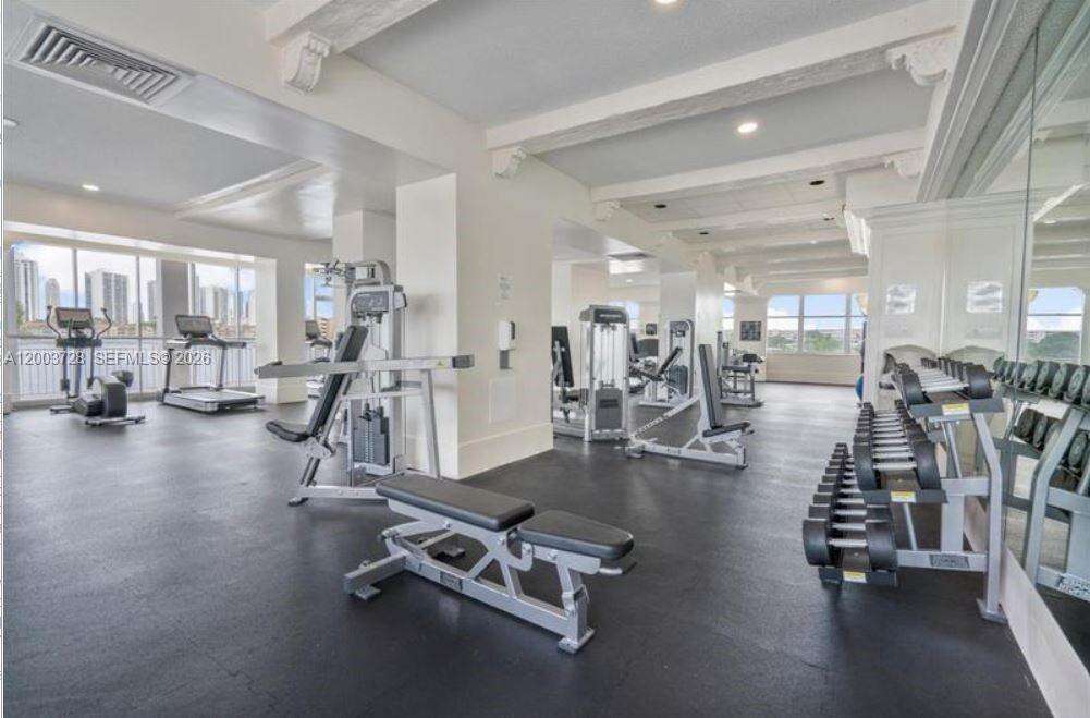 Del Prado at 18041 Biscayne Blvd, Aventura, FL 33160 - For Sale photo 46