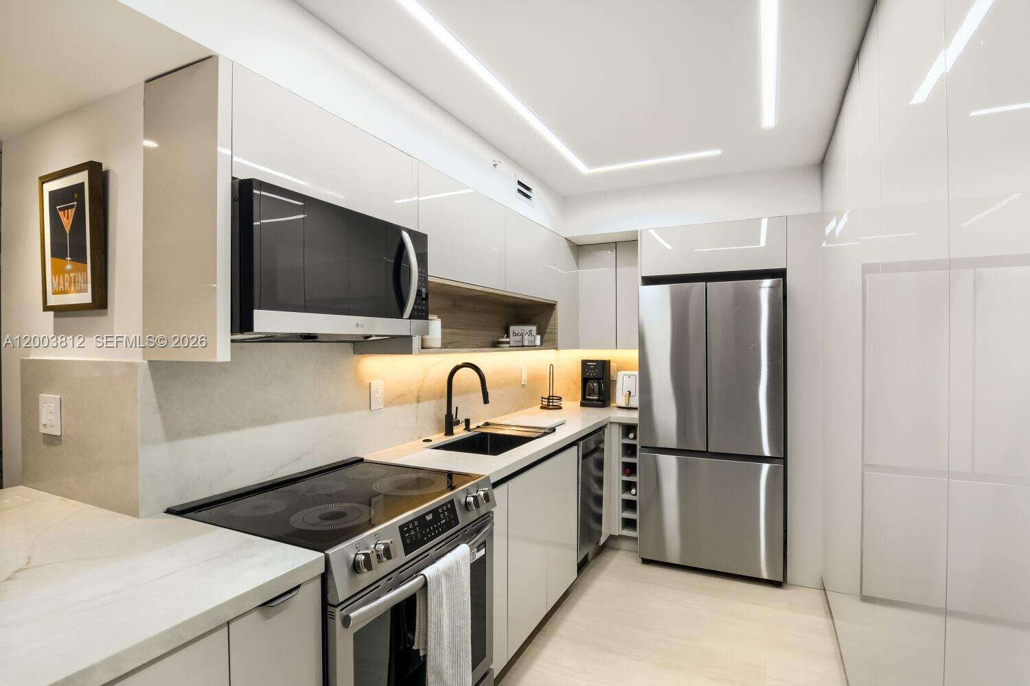 The Wave at 2501 Ocean Dr, Hollywood, FL 33019 - For Sale photo 5